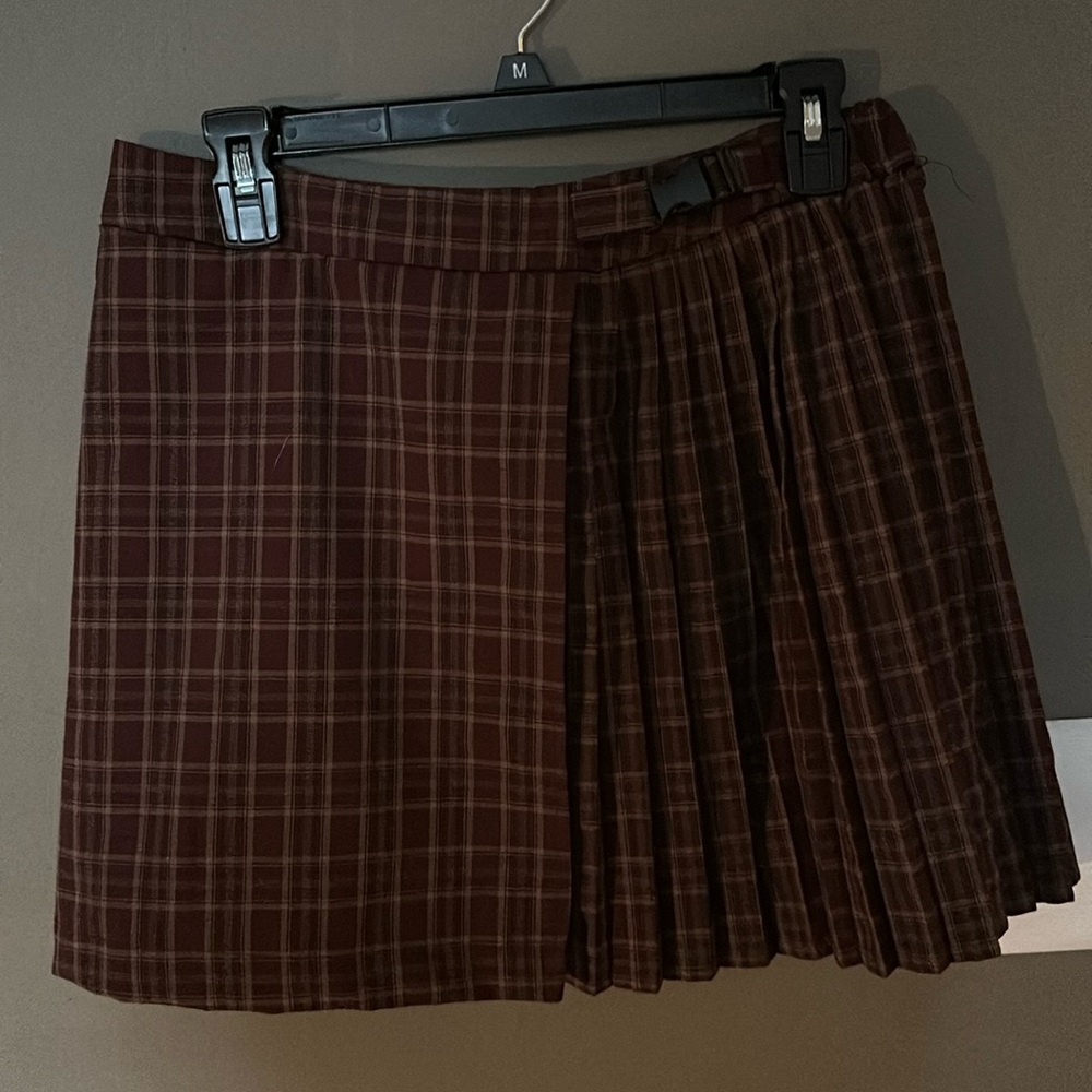 Pleated Skirt